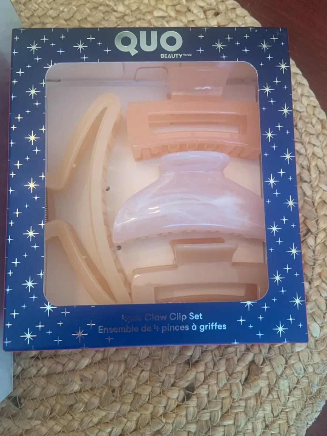 New Quo Beauty Compact Travel Dryer & Claw Clip Set image indicator(6)