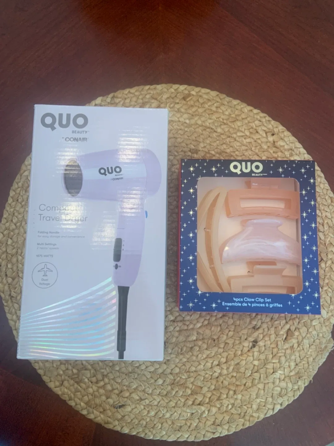 New Quo Beauty Compact Travel Dryer & Claw Clip Set image indicator(8)