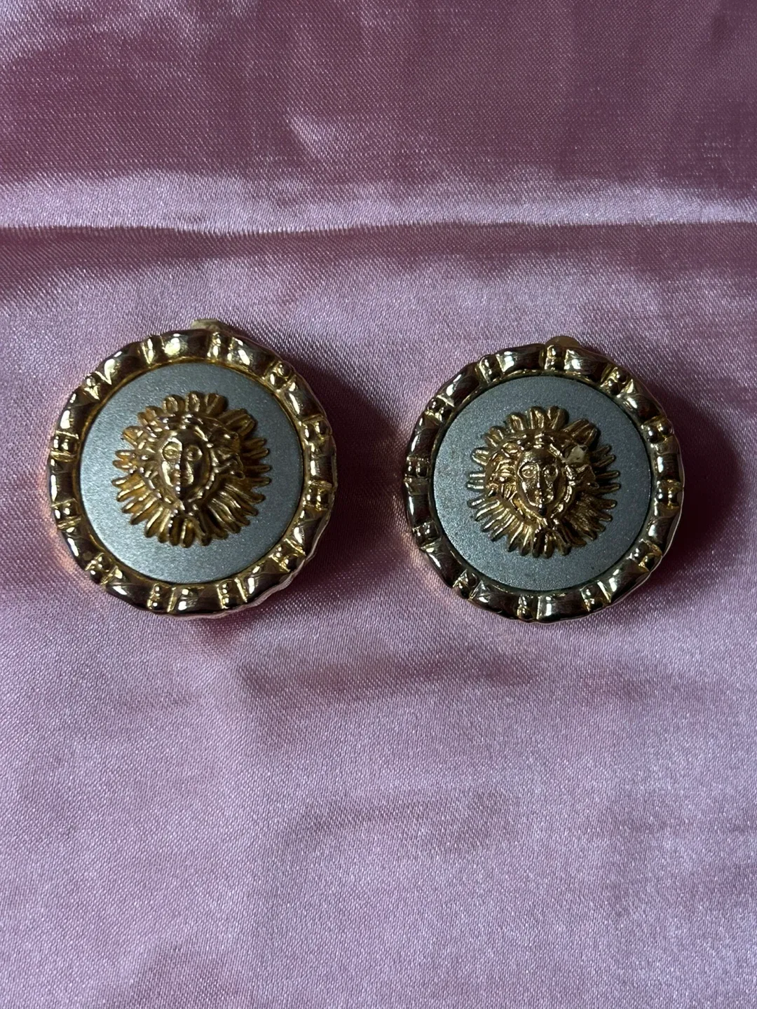 Vintage Gold Medusa Clip On Earrings