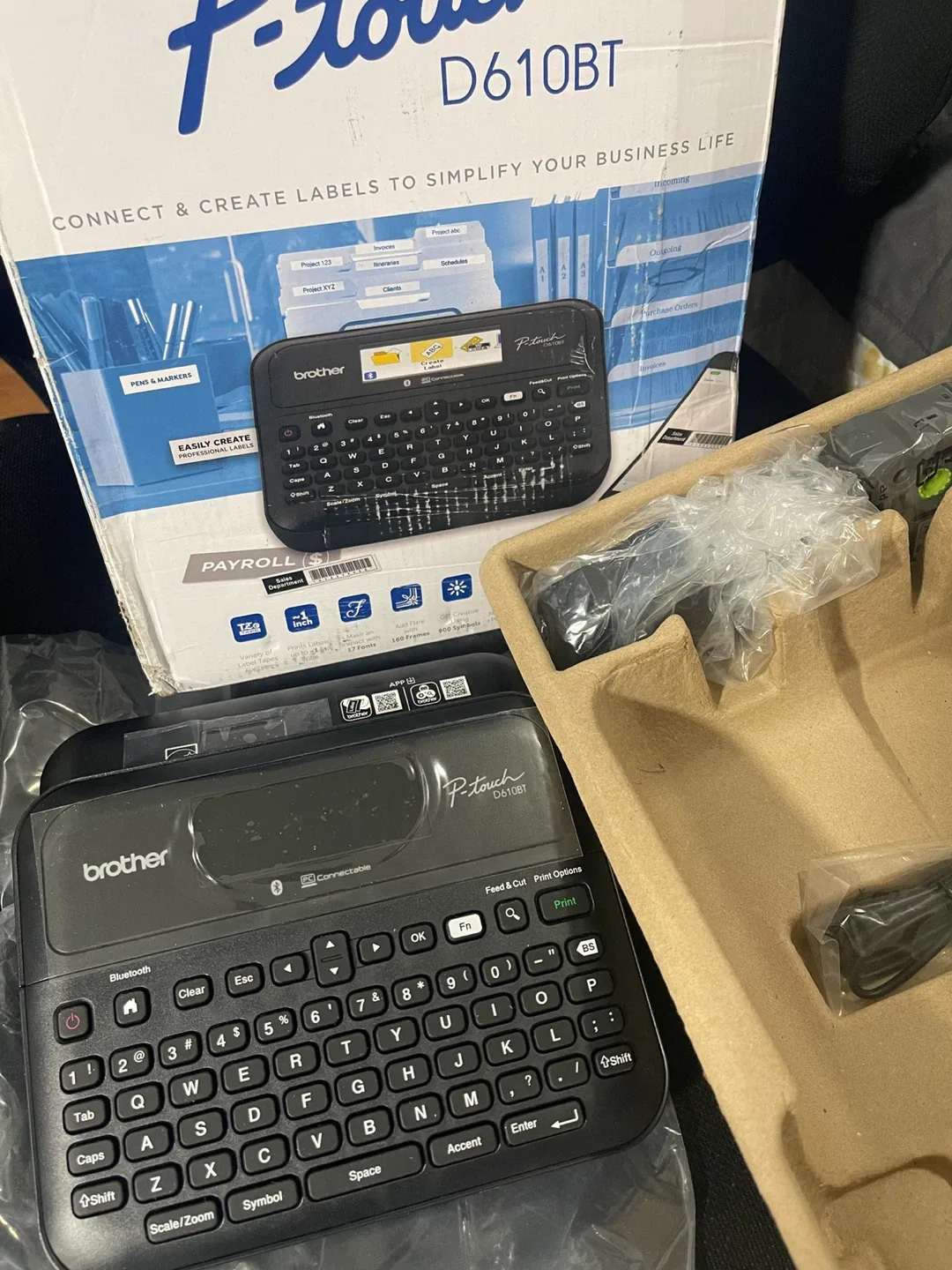 Brother P-touch PT-D610BT Label Maker image indicator(6)