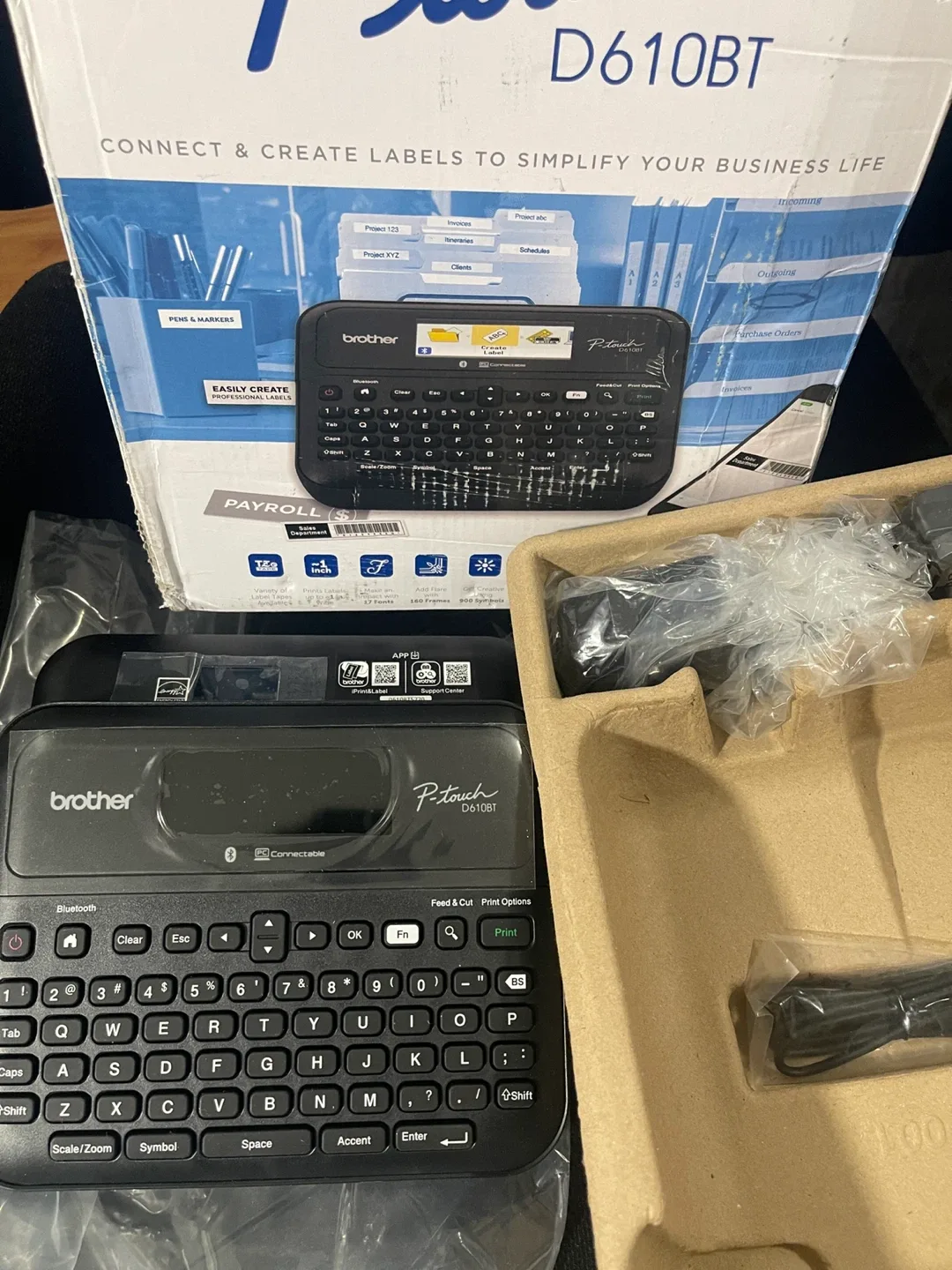 Brother P-touch PT-D610BT Label Maker image indicator(7)