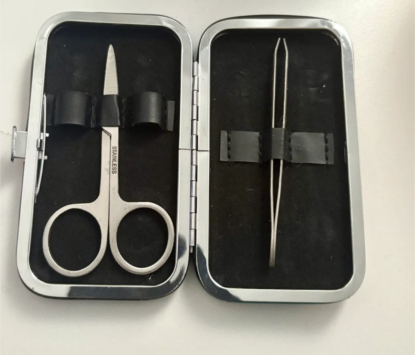 Manicure Set with Case # clean out image indicator(2)