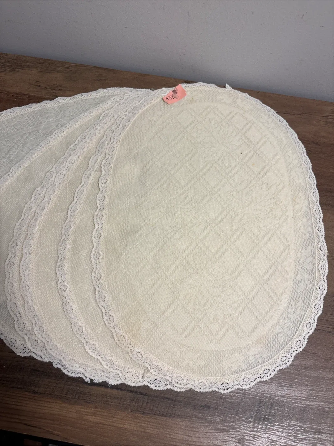 Vintage Oval Placemats with Lace Trim - Set of 6 image indicator(8)