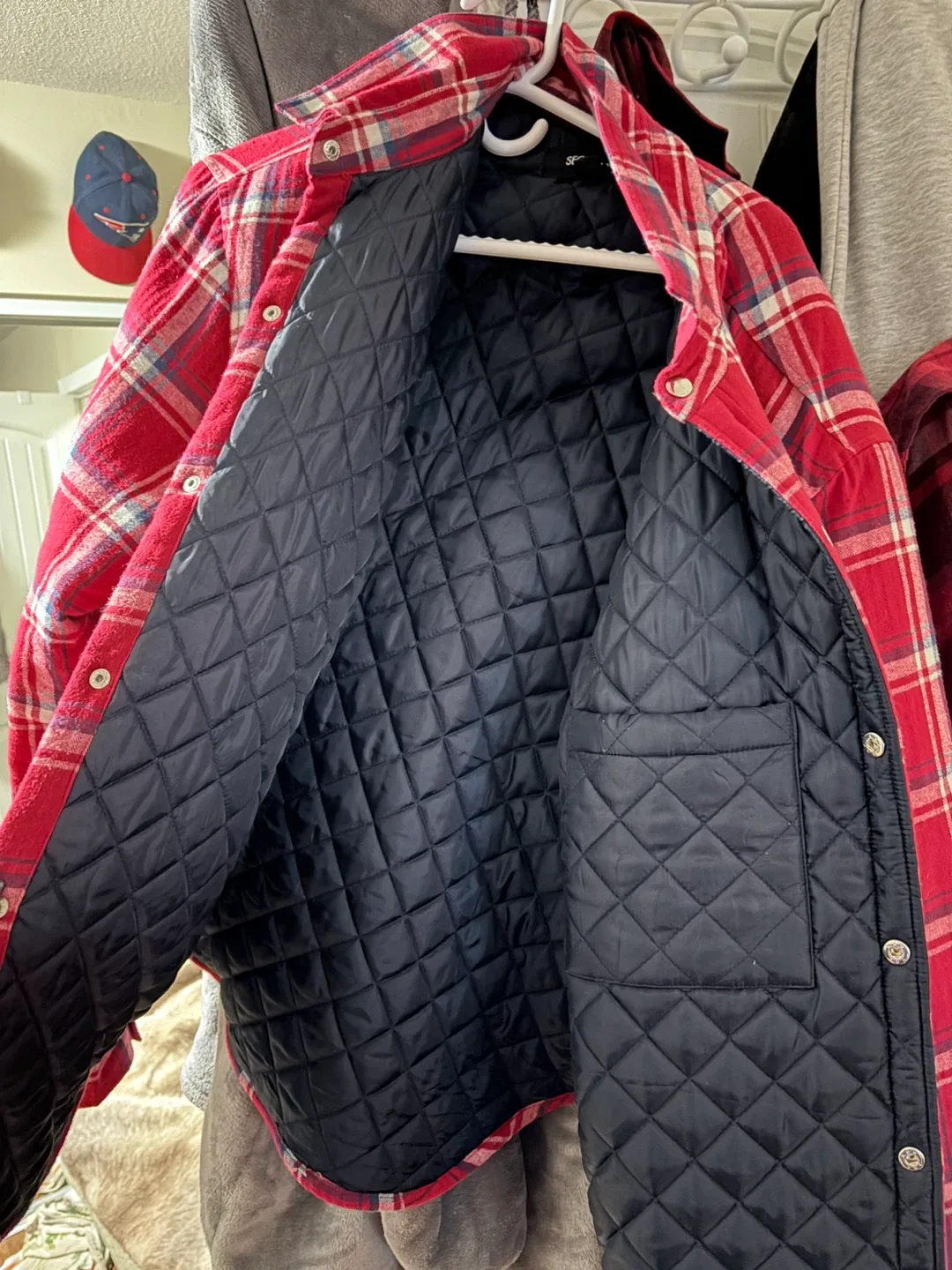 Section Thirty Five Brand :Red Plaid Quilted Shirt Jacket image indicator(5)
