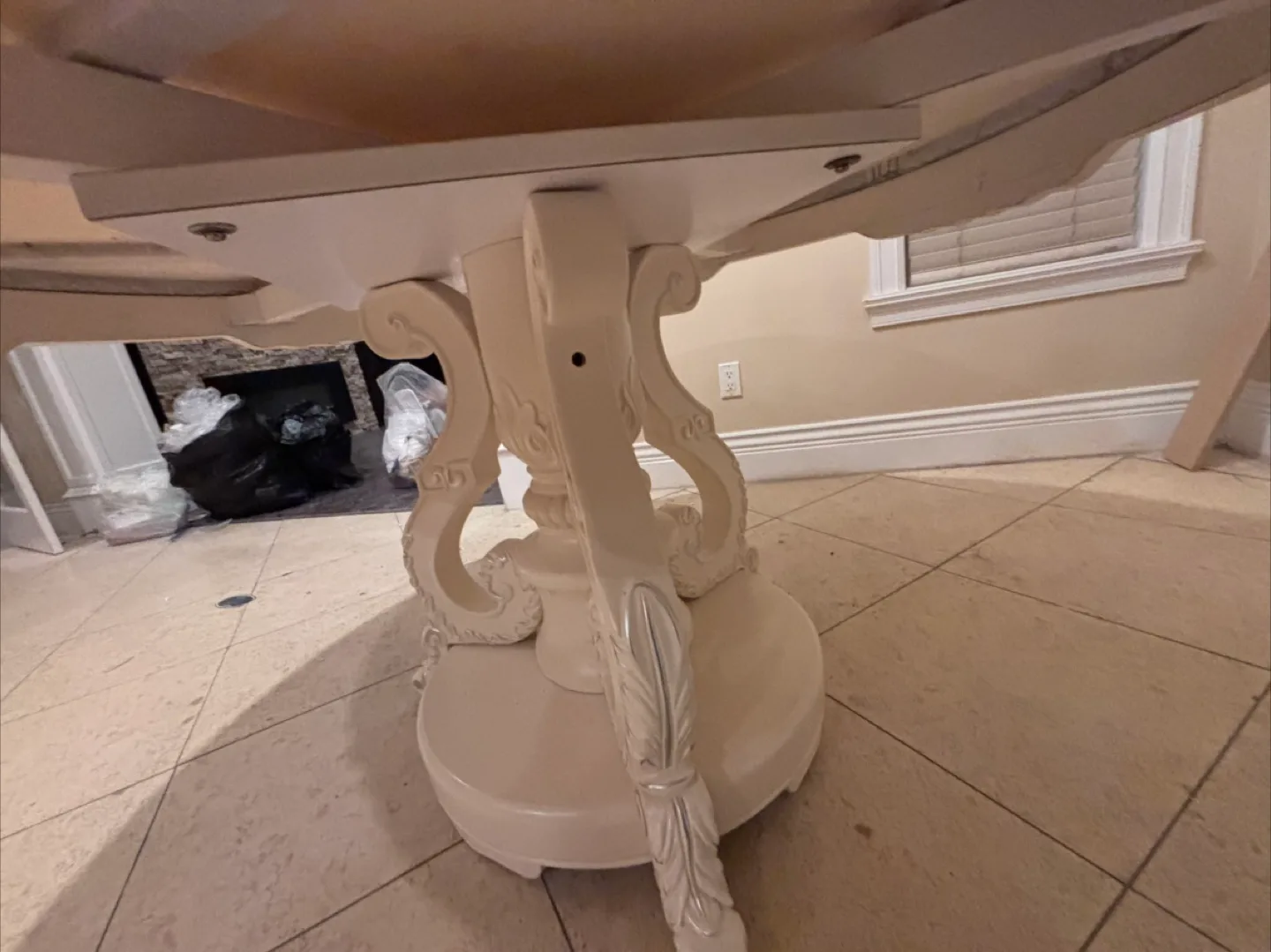 Round Dining Table with 8Chairs - Elegant Set image indicator(4)