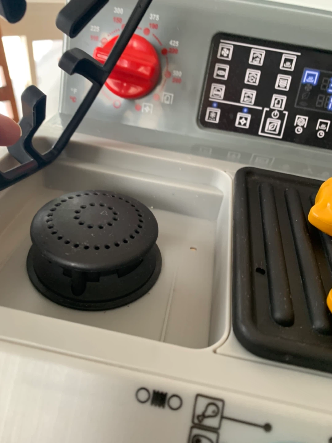 Little Tikes First Oven Realistic Pretend Play Kitchen - photo 4