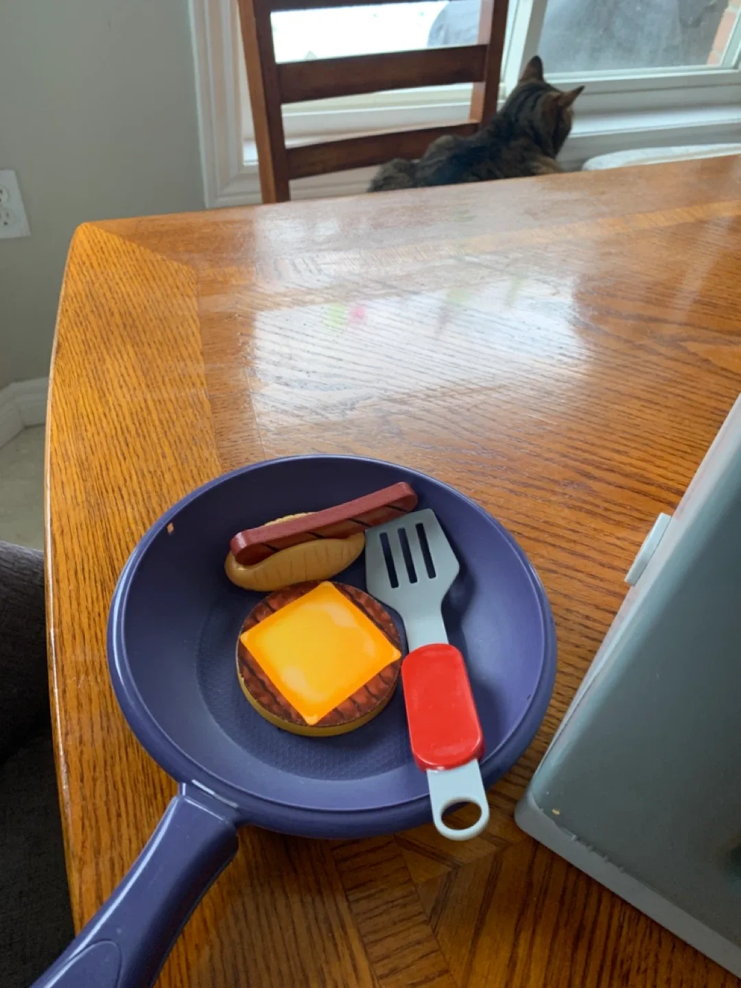 Little Tikes First Oven Realistic Pretend Play Kitchen image indicator(5)