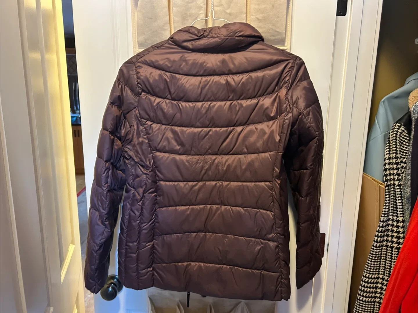 Uniqlo Brown Down Jacket - Size Large image indicator(3)