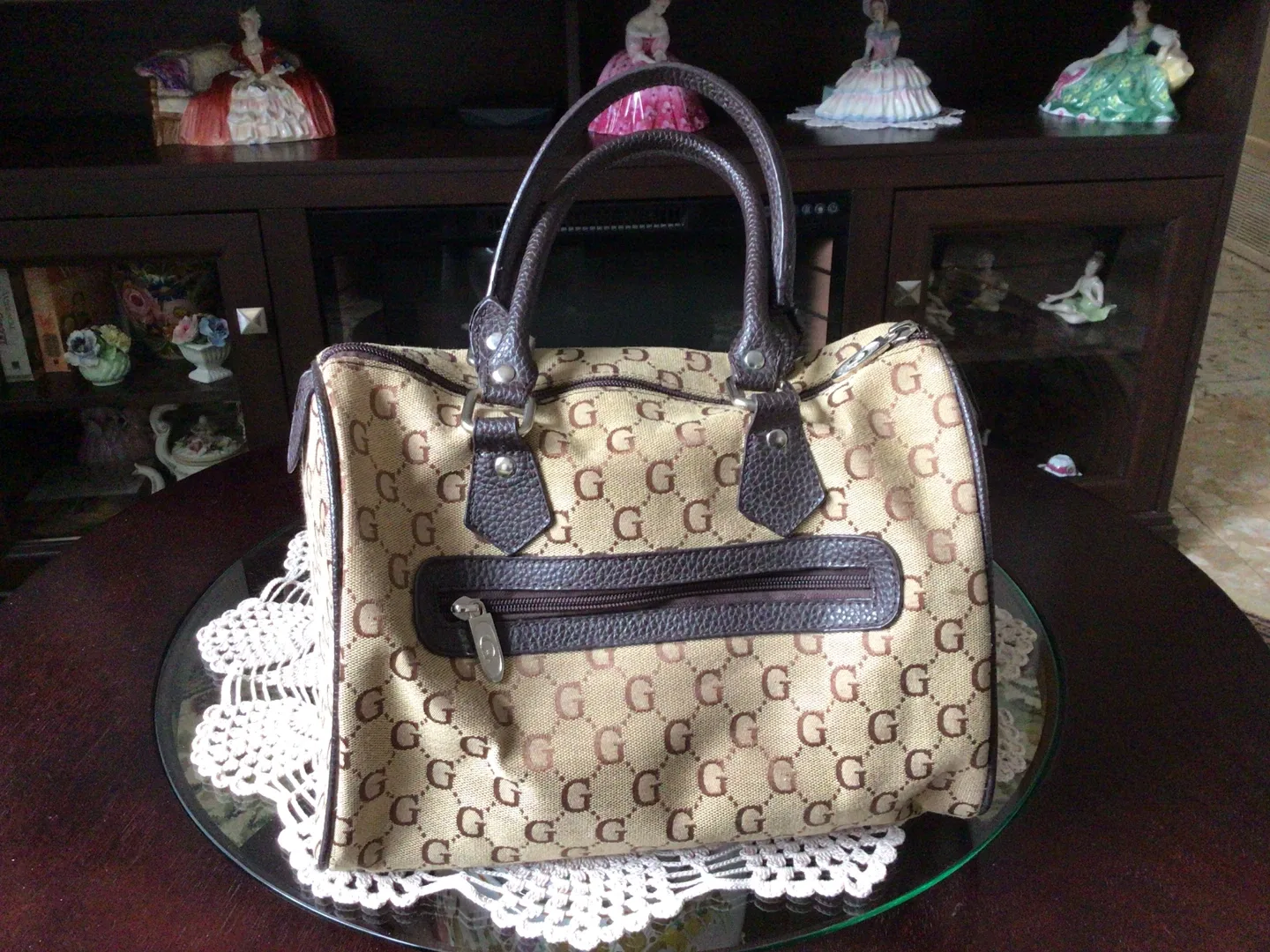 Beige 'G' Pattern Handbag image indicator(2)