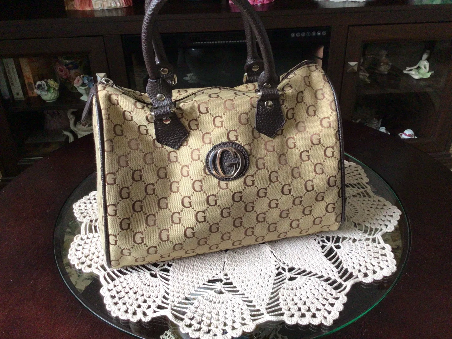 Beige 'G' Pattern Handbag image indicator(3)