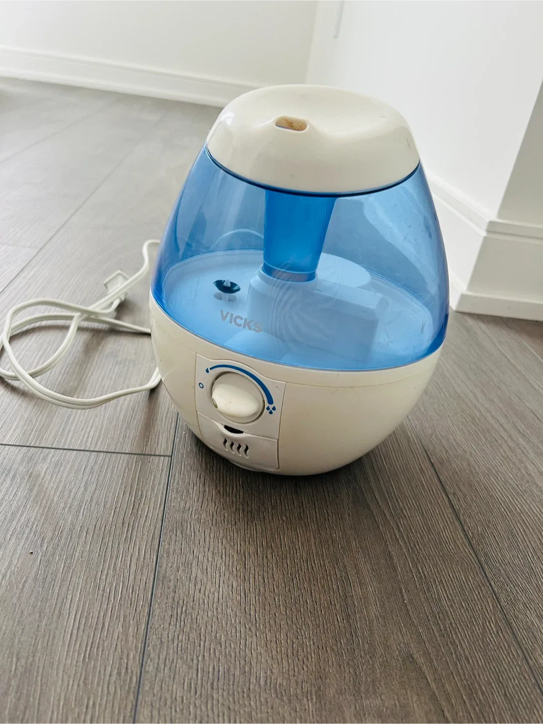 Vicks Cool Mist Humidifier