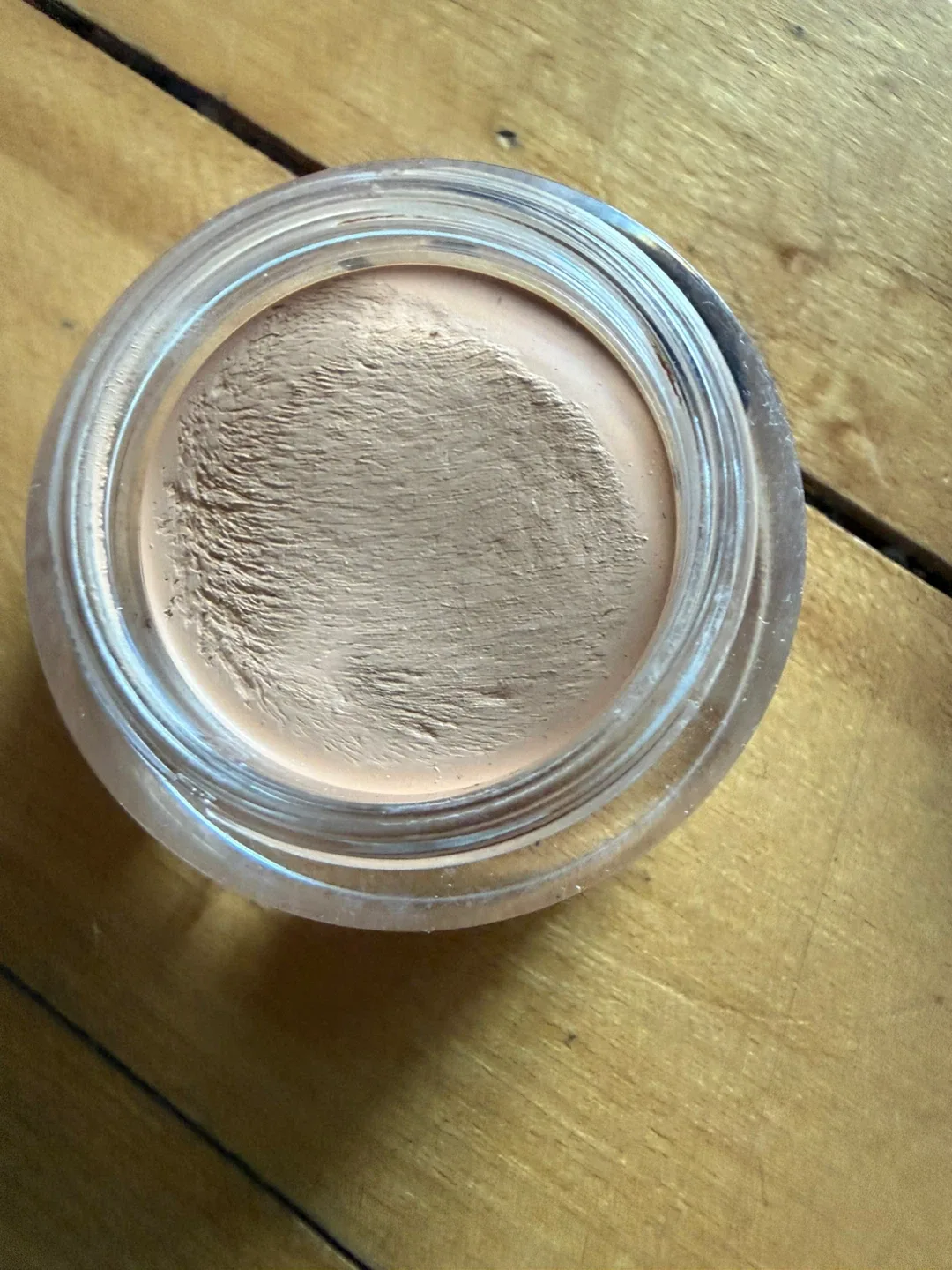 NARS Soft Matte Complete Foundation image indicator(2)