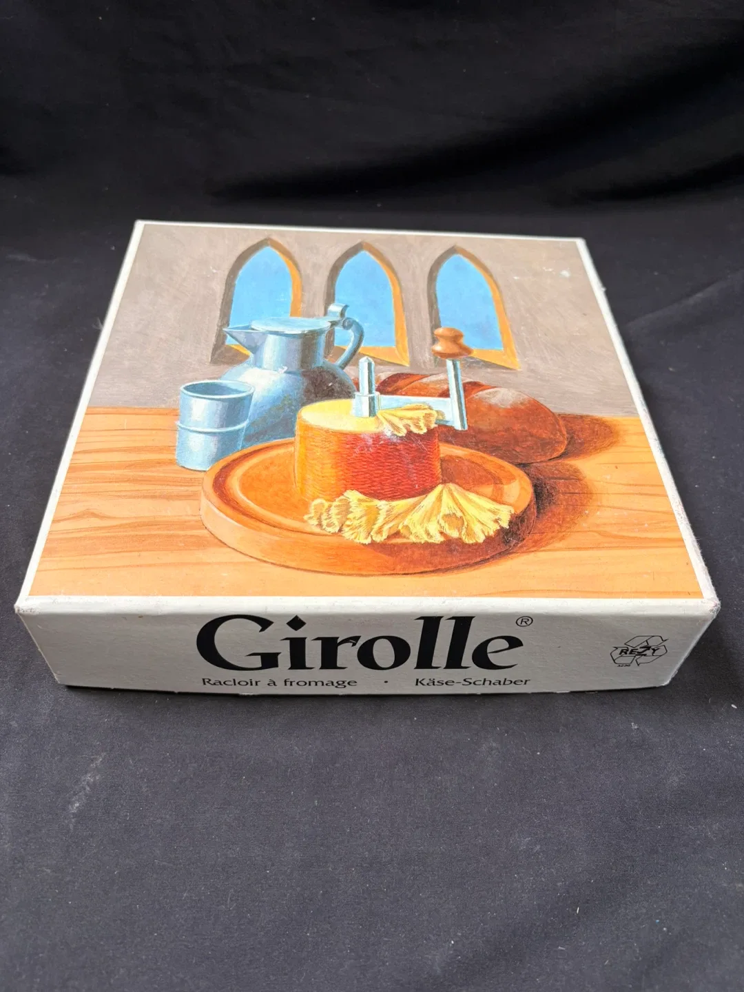 #cleanout Girolle Cheese Rotary Cutter image indicator(2)
