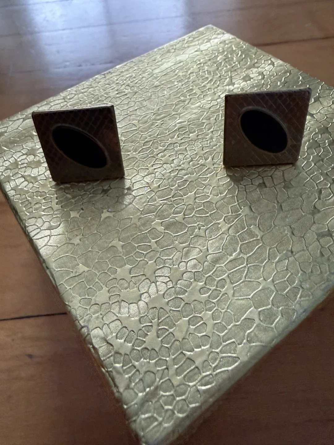 Vintage Cufflinks - Gold Tone image indicator(2)