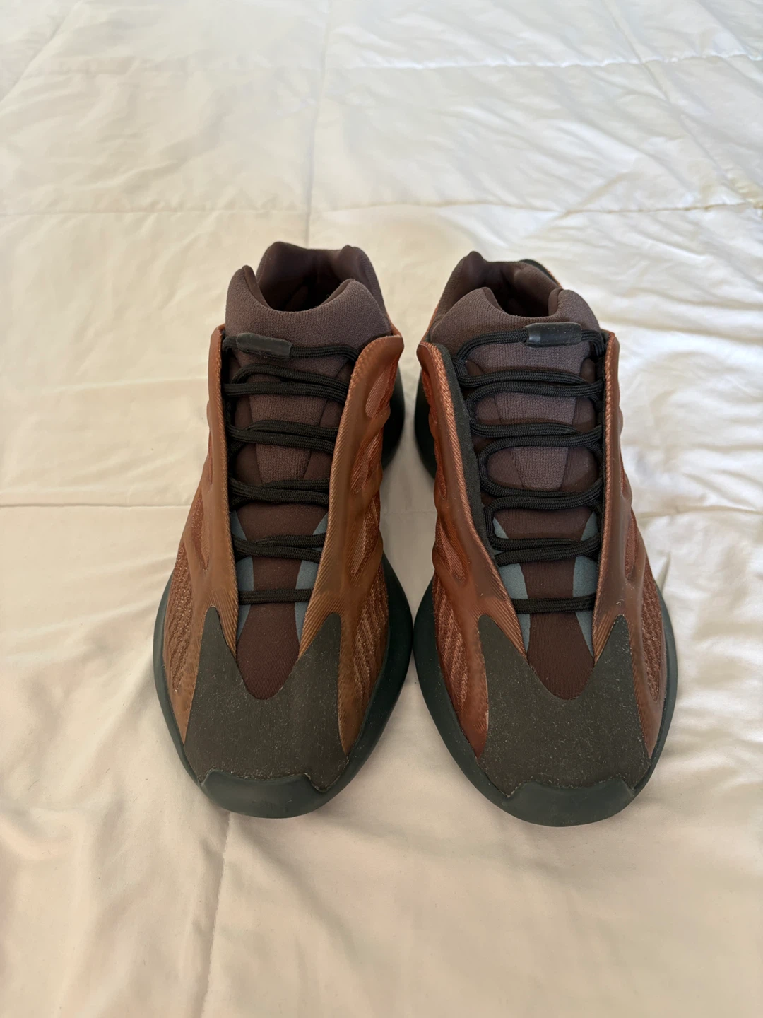 Adidas Yeezy 700 V3 ‘Copper Fade’ 11.5 $80