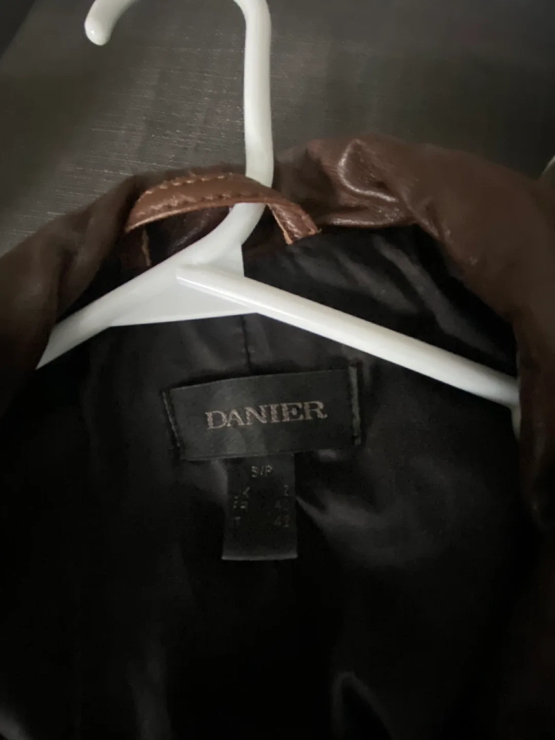 Danier Leather Jacket, Size S image indicator(3)