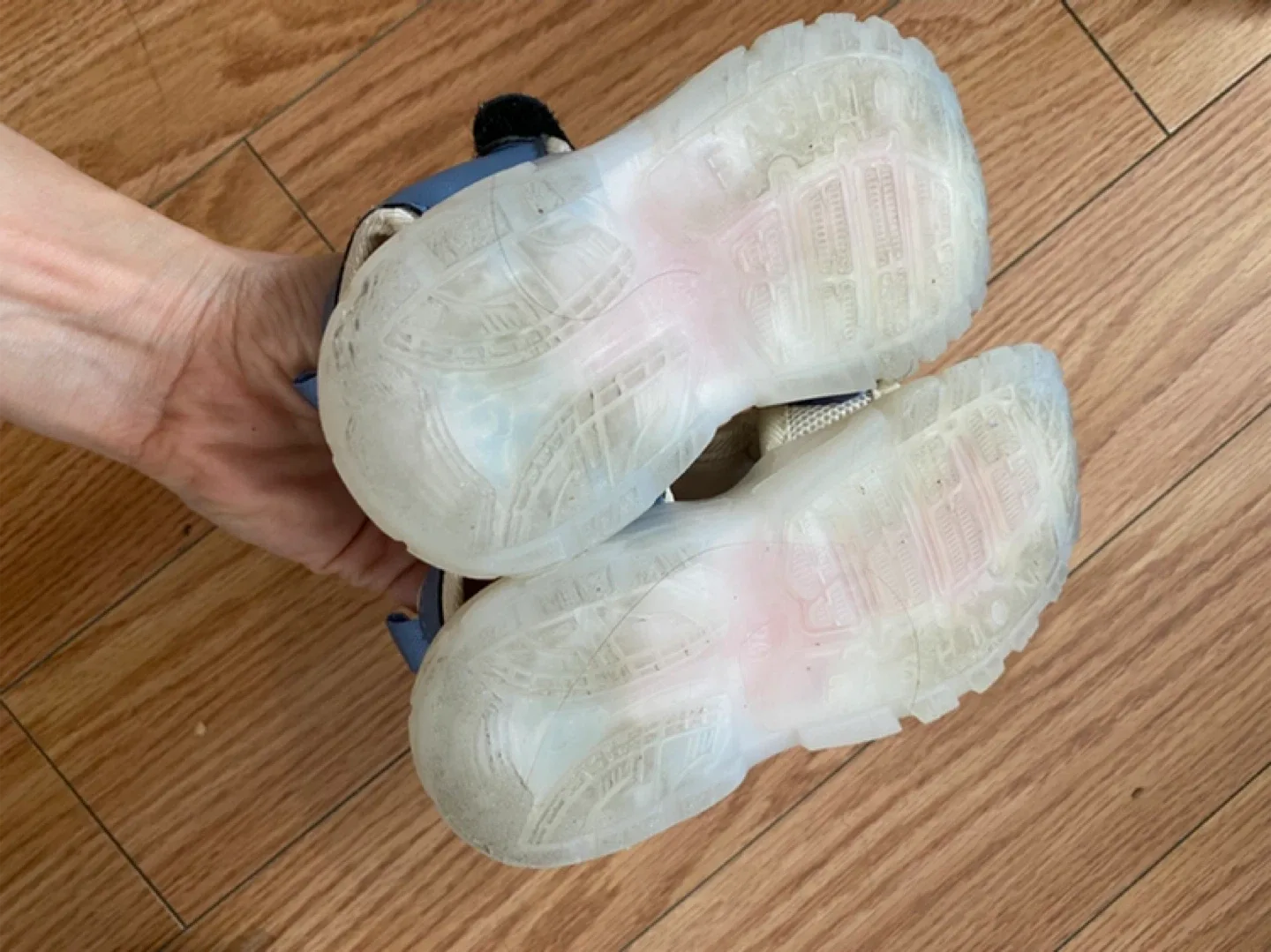 Wichuang Kids blue sandals Size 8 image indicator(3)