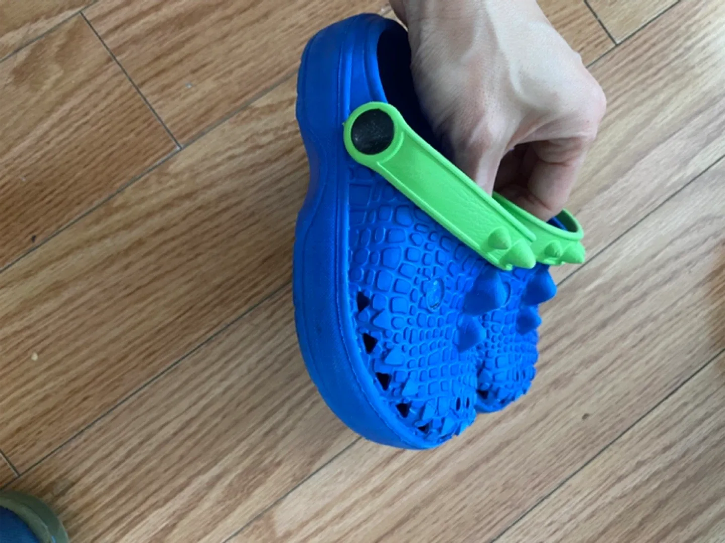 Blue & Green Kids' Clogs - Size 8 image indicator(2)