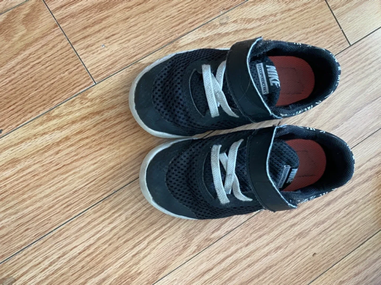 Nike Flex Runner Kids Size 9C image indicator(2)