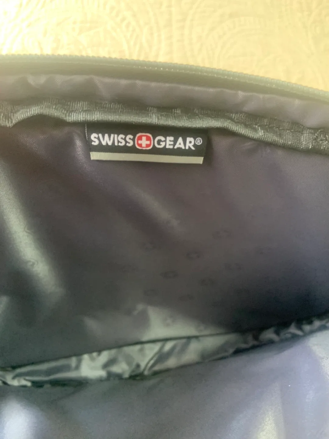 New Swiss Gear Ultra Slim Laptop 14 Case image indicator(10)
