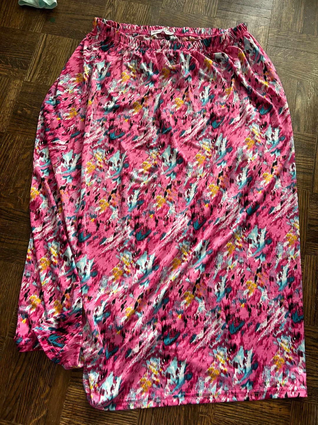 Assorted Skirts - Size Large #cleanout image indicator(2)