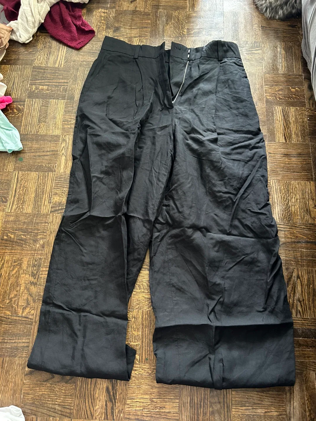 Assorted pants  #cleanout image indicator(3)