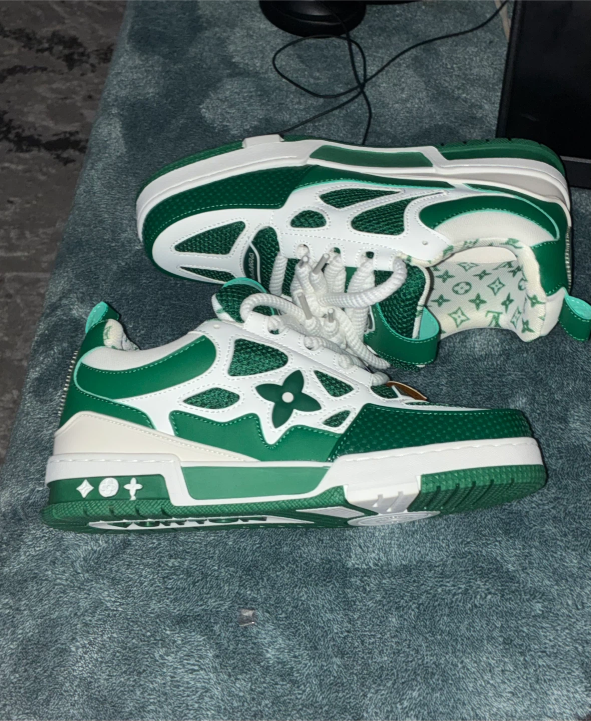 Louis Vuitton Trainer Green/White Sneakers - photo 3