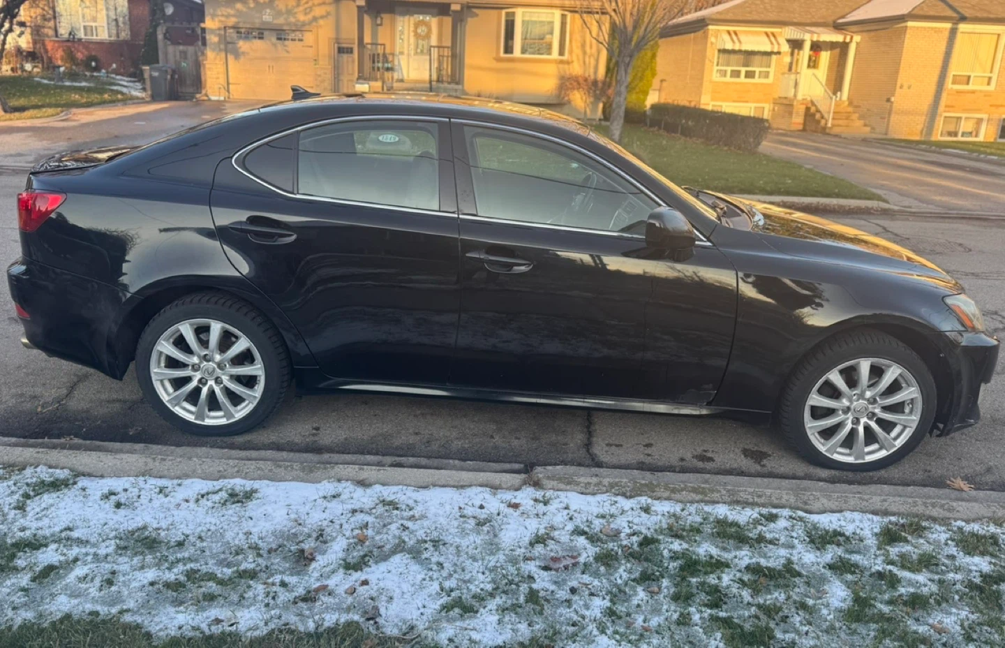 Lexus IS 250 Sedan - photo 4