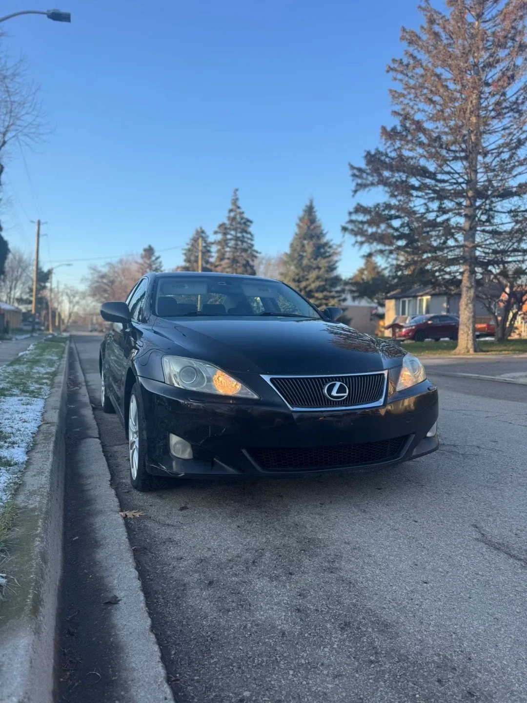 Lexus IS 250 Sedan image indicator(2)