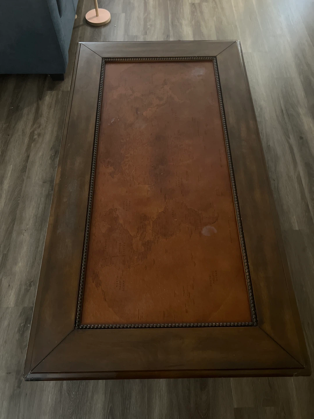 Wooden Coffee Table with World Map Design - photo 3