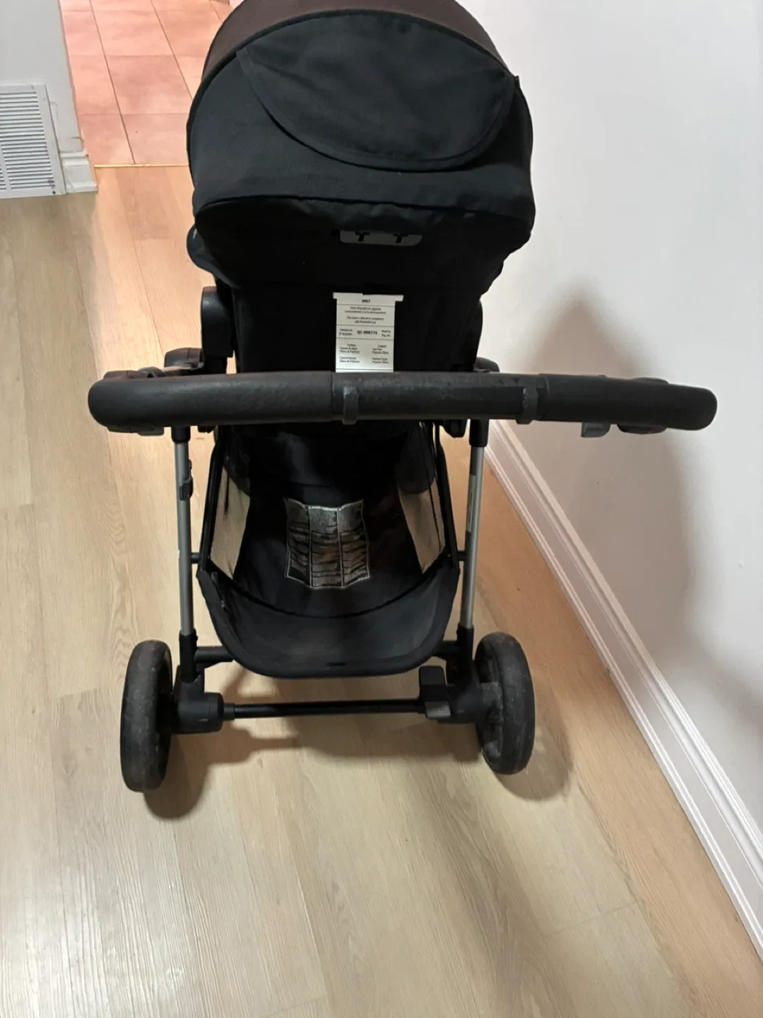 Evenflo Pivot Xpand Stroller - Ayrshire Black image indicator(6)