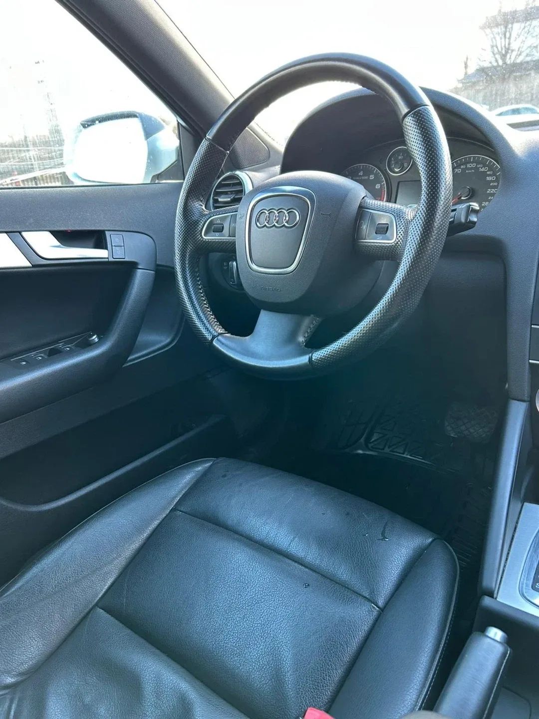 Audi A3 White Hatchback image indicator(6)