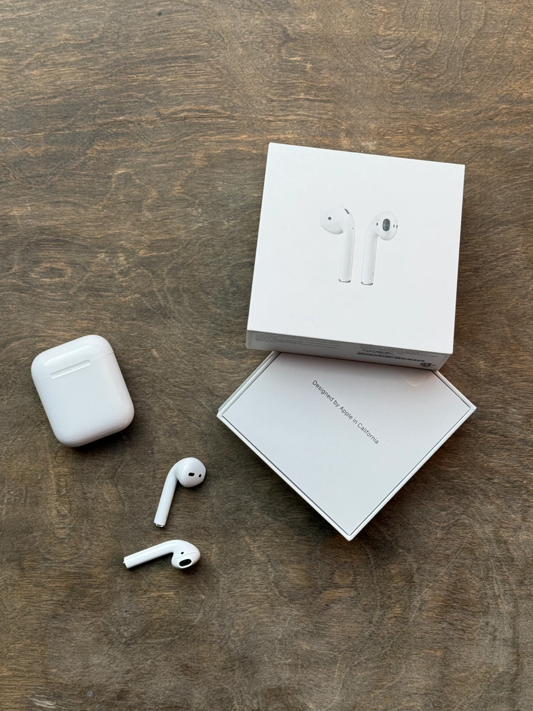 AirPods (2nd Generation) — For Parts