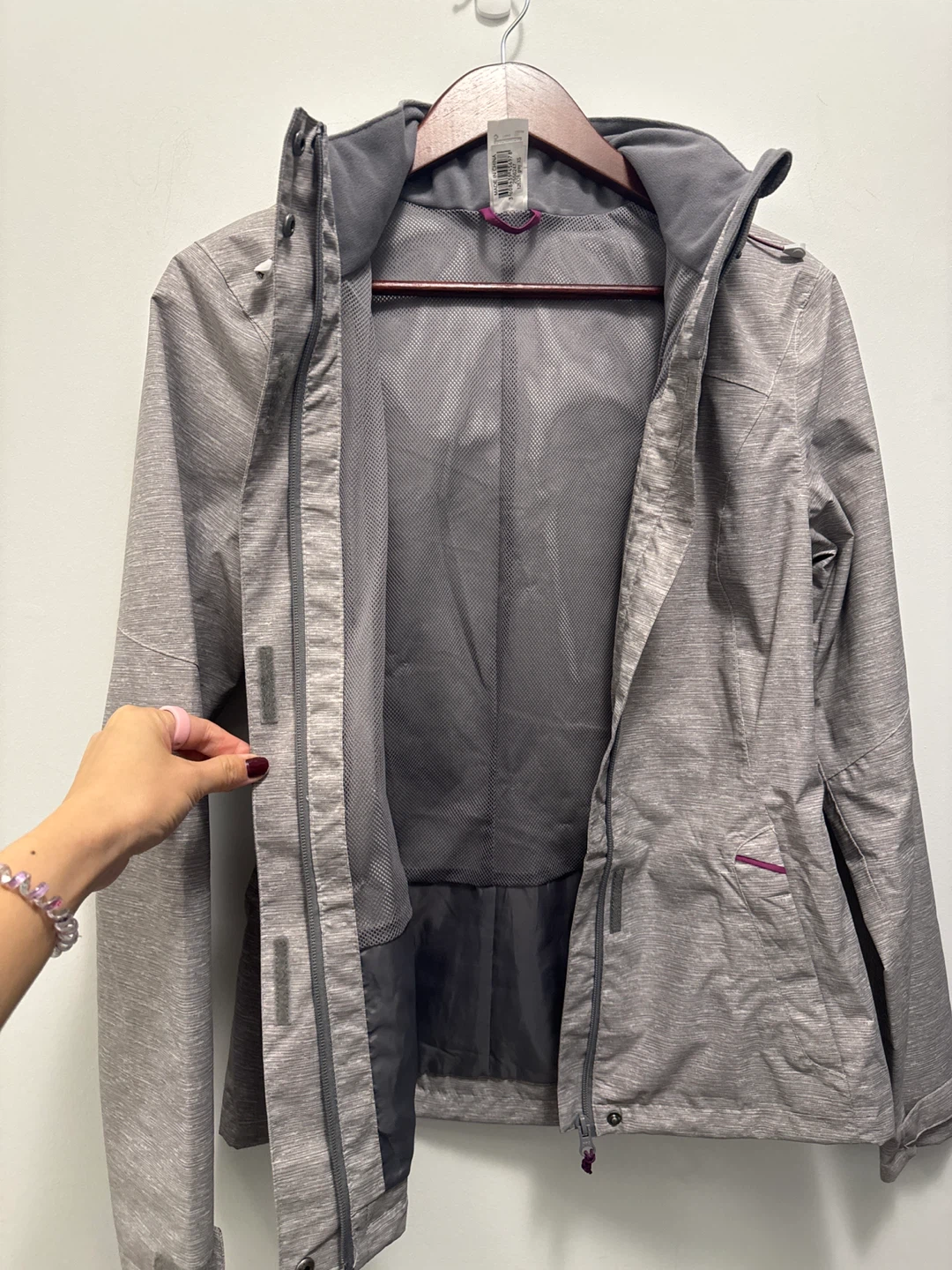 Quechua Women's Hiking Jacket - Size XS - photo 4