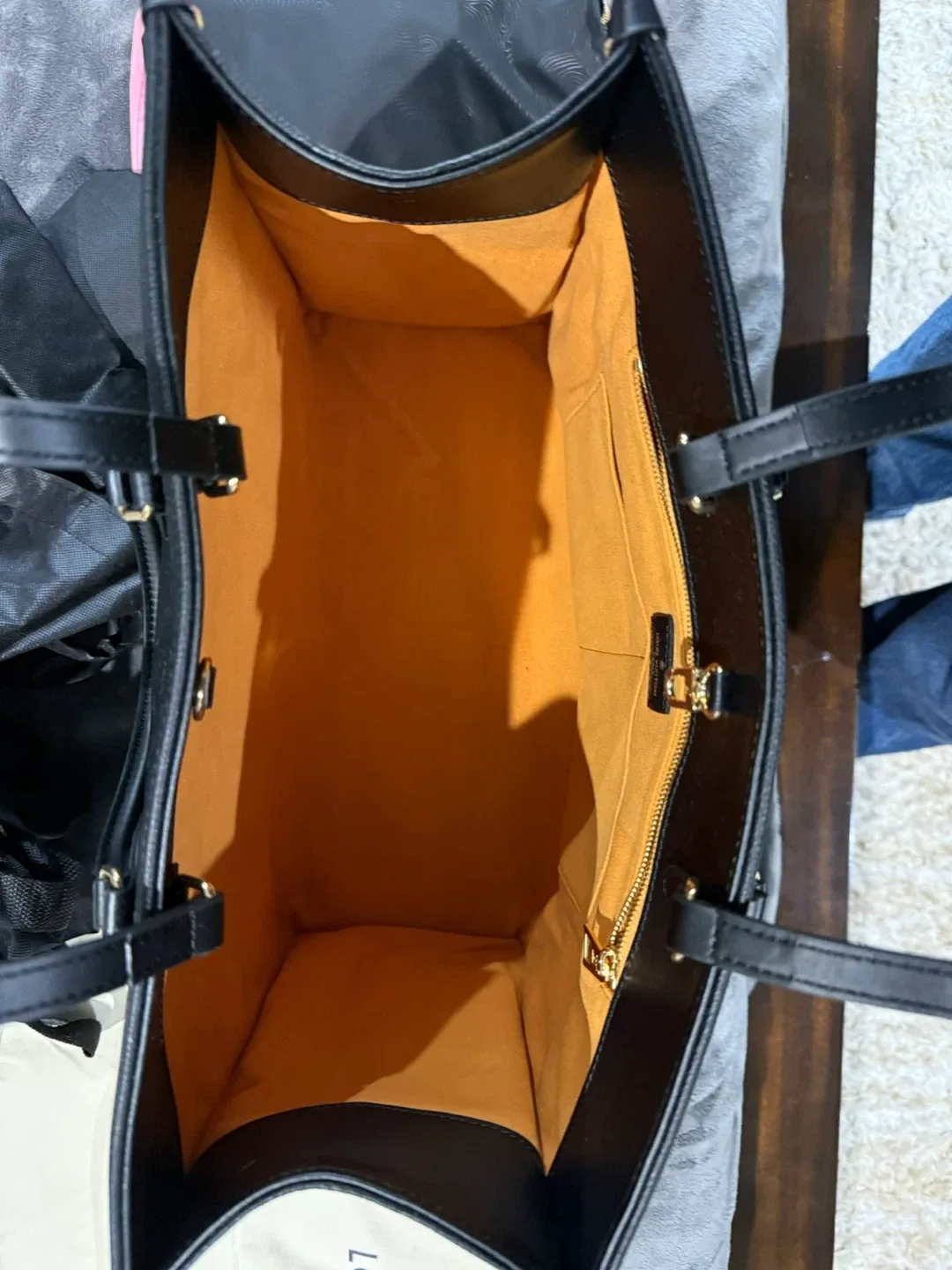 Work and travel tote bag image indicator(3)