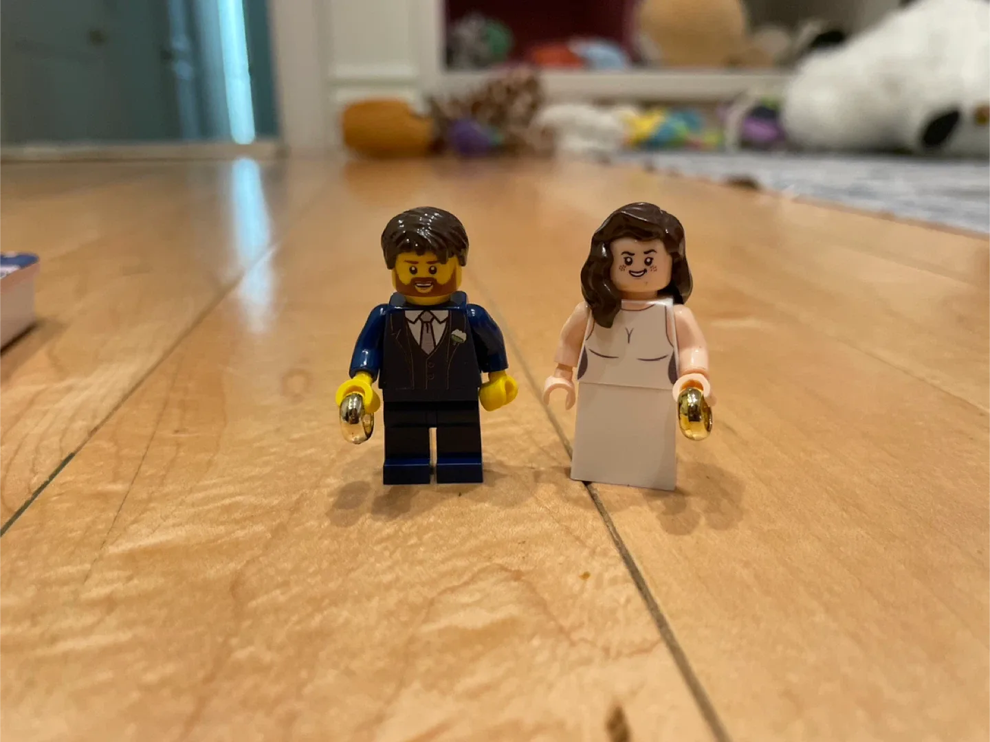 New Lego Wedding Couple Figurine Set