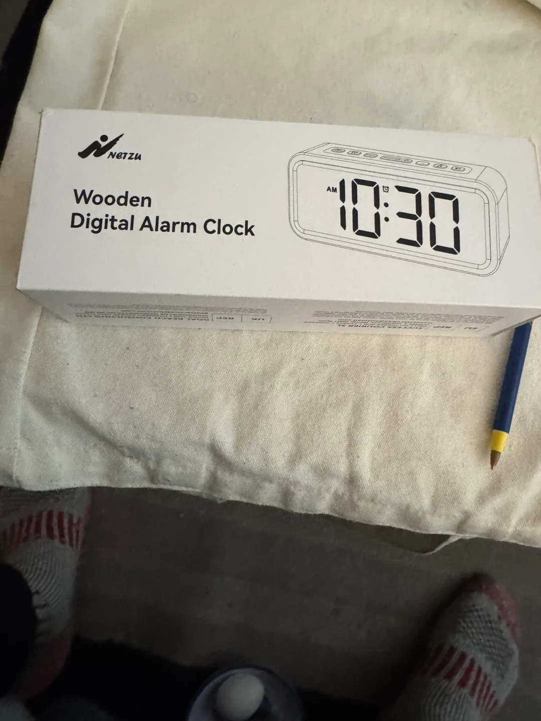 Wooden Digital Alarm Clock image indicator(8)