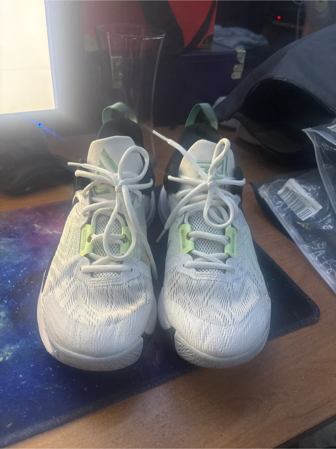 Size 9 Nike Giannis Immortality 2 Basketball Shoes