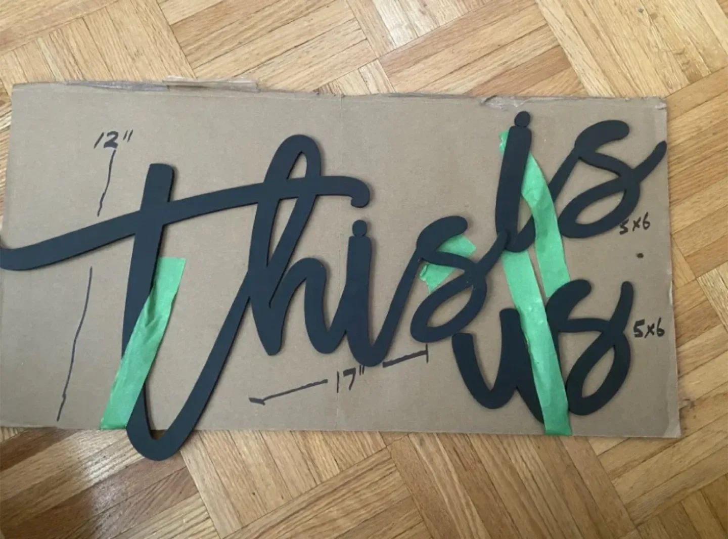 "This is us" Wall Decor image indicator(5)