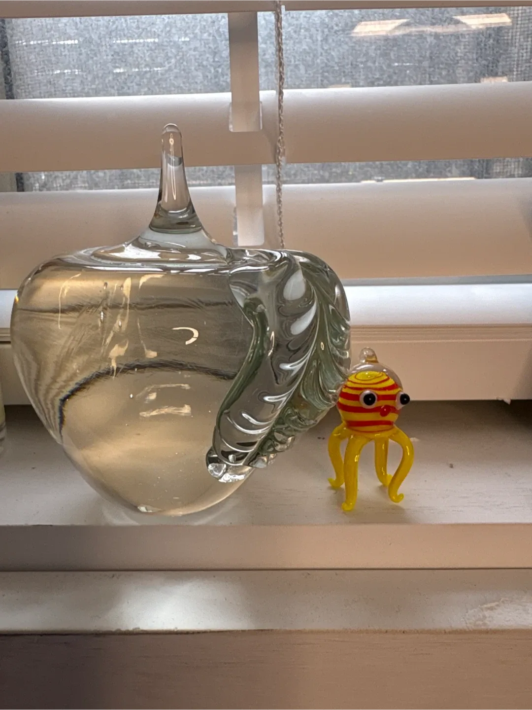 #Cleanout Glass Heart Vase and Octopus Figurine