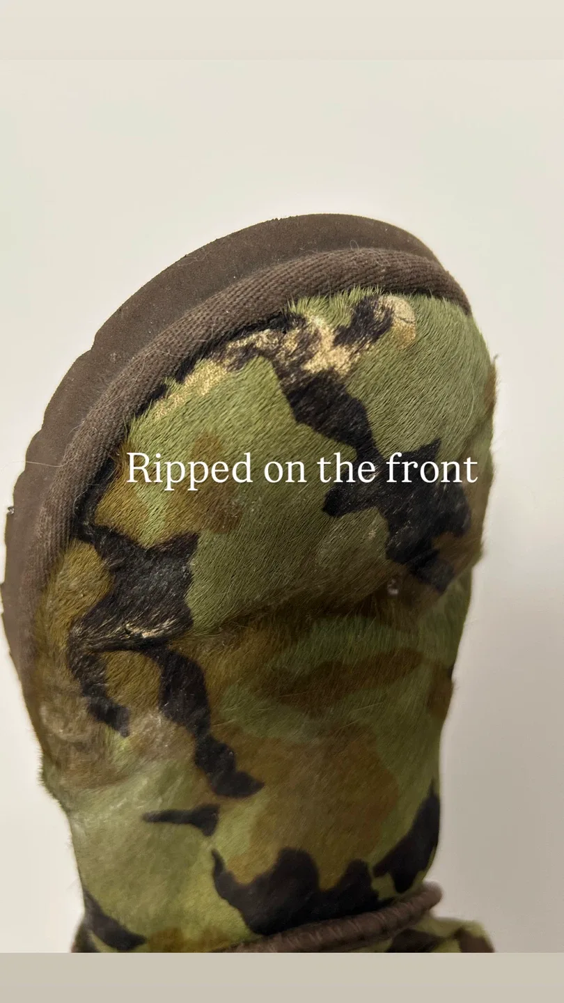 #Cleanout heavily used Ripped UGG military boots size 7 classic image indicator(4)