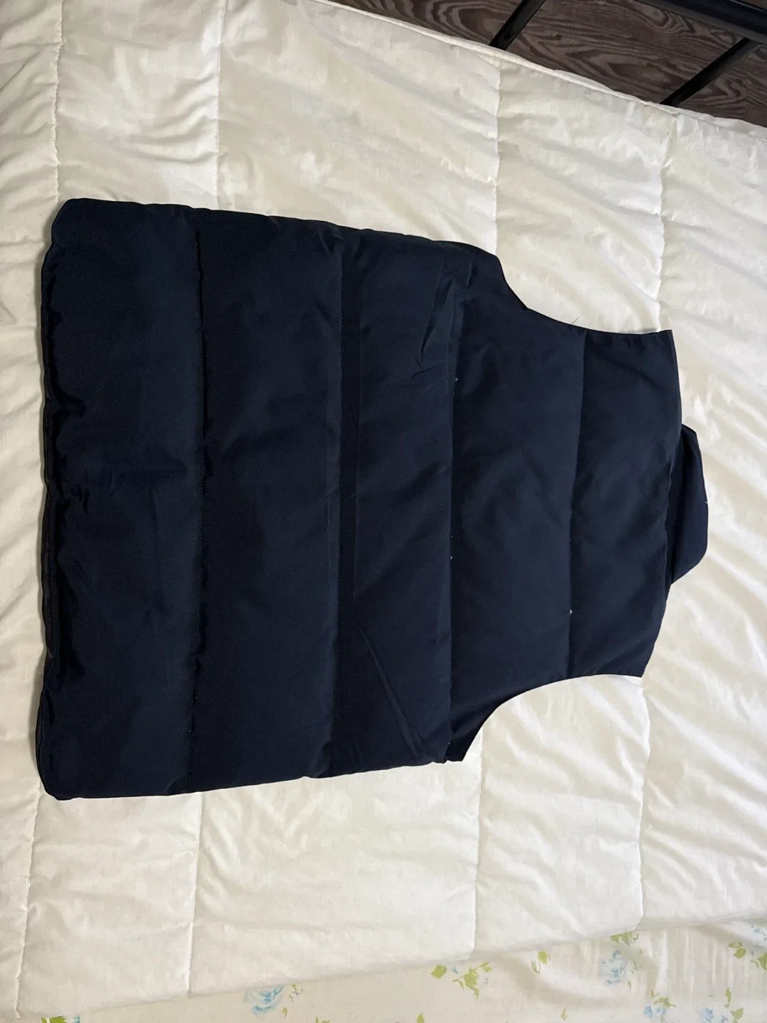 Canada Goose Vest - Size M image indicator(3)