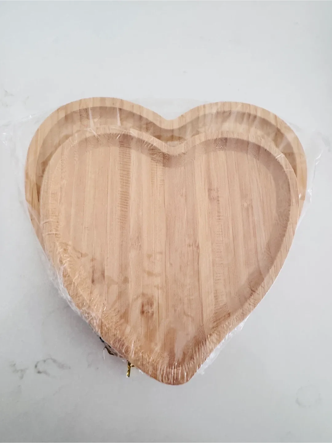 Heart-shaped Bamboo Wooden Plates - Set of 2 image indicator(2)