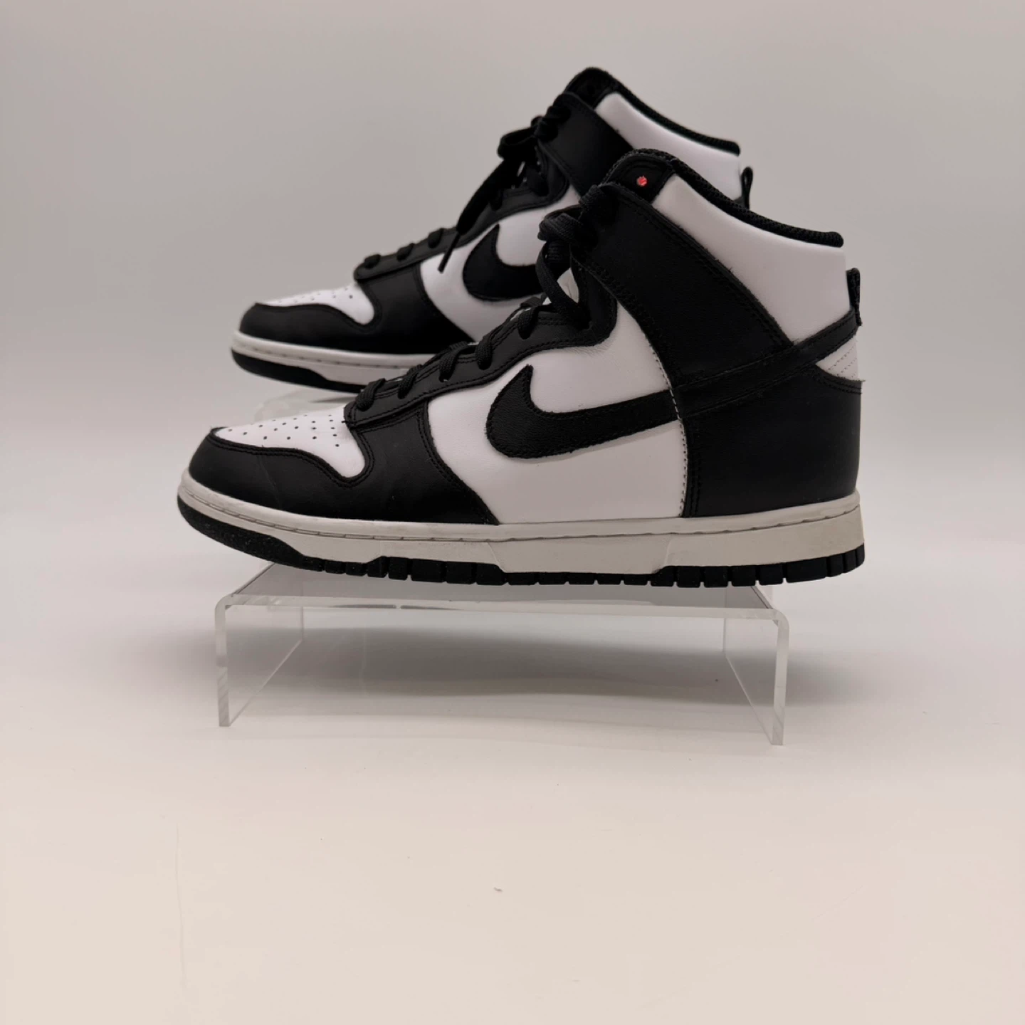Nike Dunk High Black & White – Women’s Size 8.5 (EU 40) - photo 2