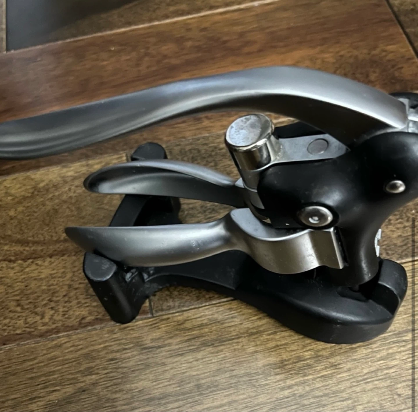 Rabbit style Corkscrew Wine Bottle Opener - photo 3