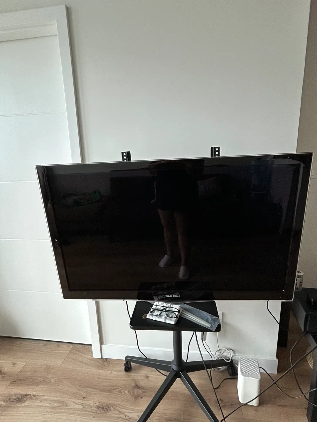 Aokcos TV Stand - Fits TVs up to 65" image indicator(2)