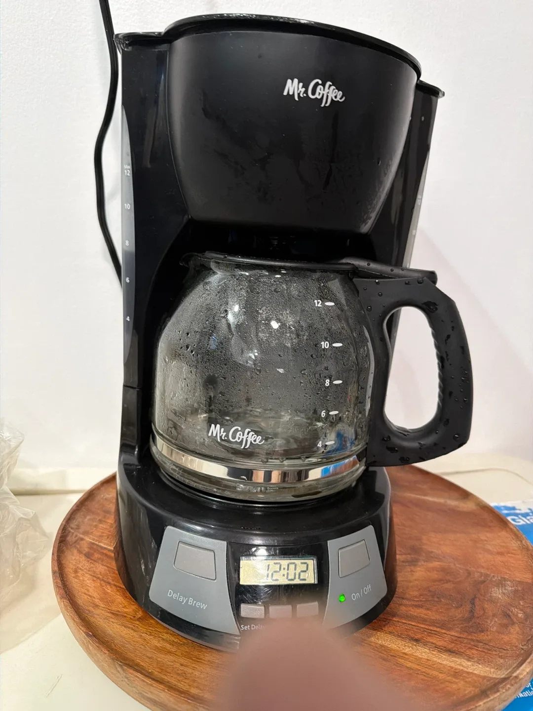 Mr. Coffee 12-Cup Coffee Maker image indicator(2)