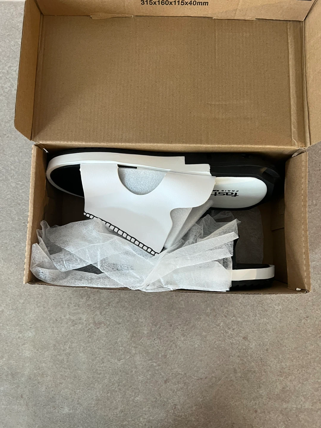 Fashion Paris Black & White Sandals - New in Box! - photo 3
