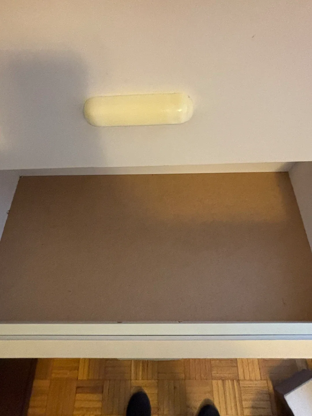 White 5-Drawer Dresser image indicator(3)
