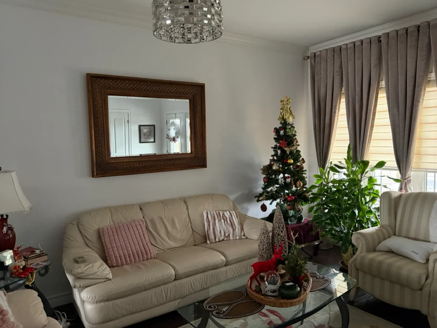 Framed Wall Mirror - Home Decor image indicator(2)